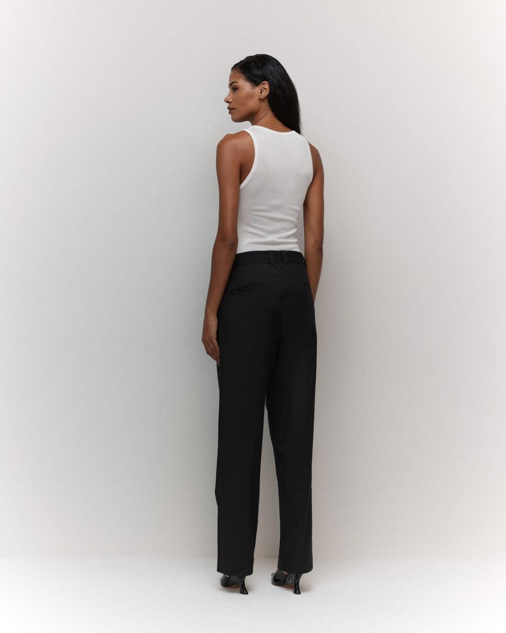TANK TRICOT CLÁSSICA OFF-WHITE - Image 3