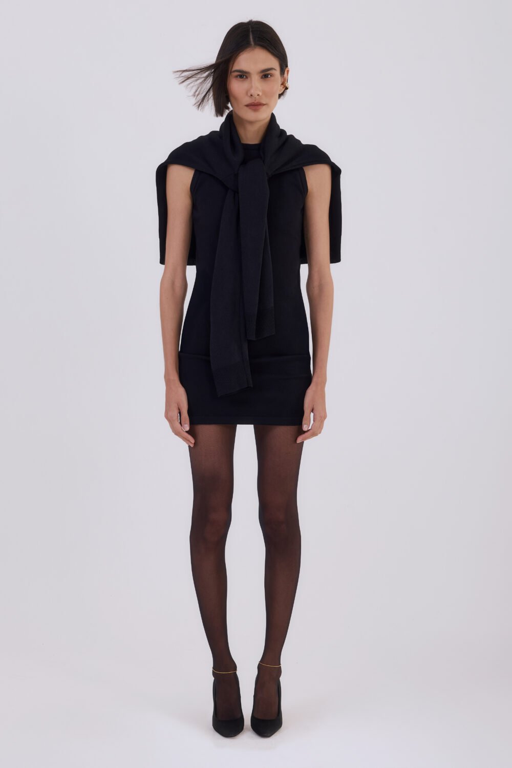 MINI-VESTIDO DE TRICOT PRETO
