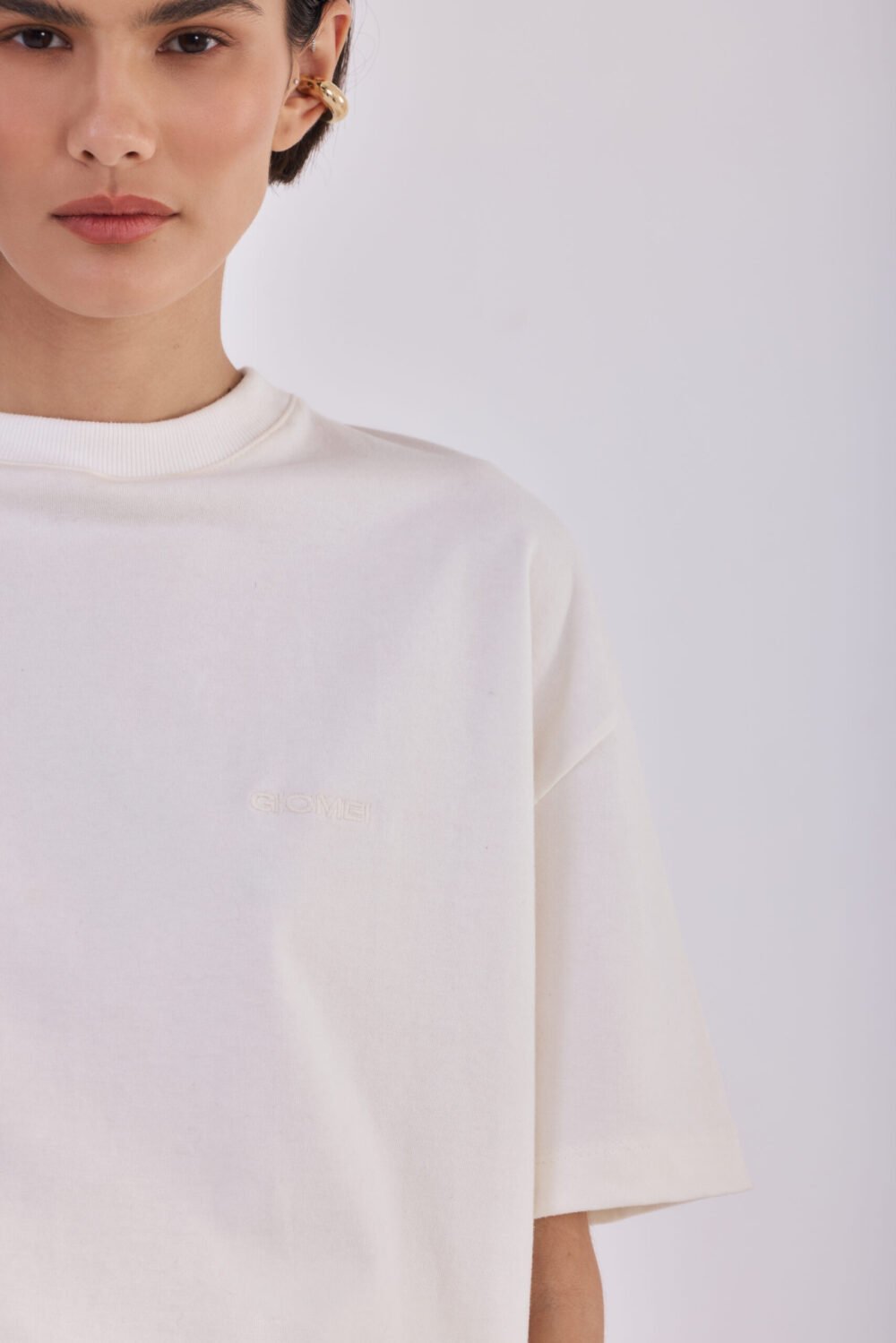 CAMISETA OVERSIZED 1 BUTTERCREAM - Image 4