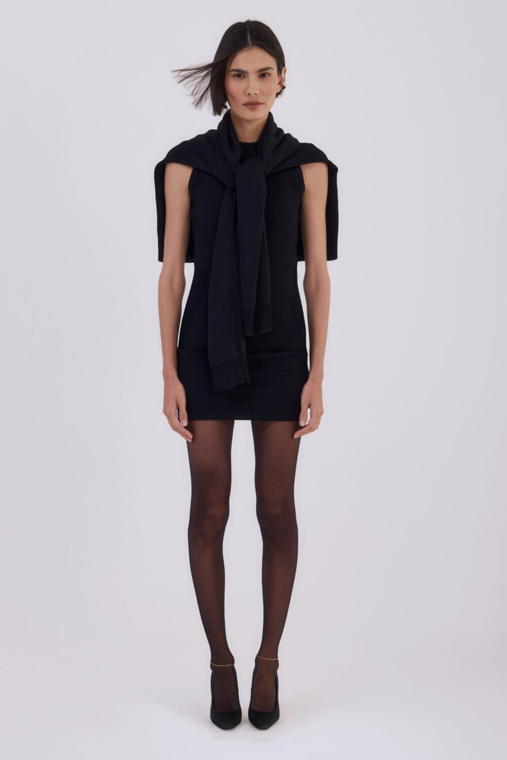 MINI-VESTIDO DE TRICOT PRETO