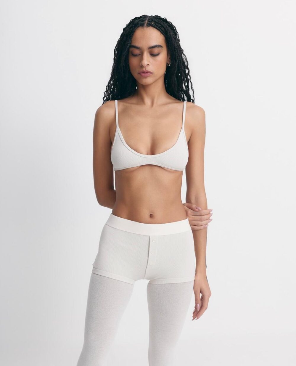 HOT PANT CONTOUR OFF